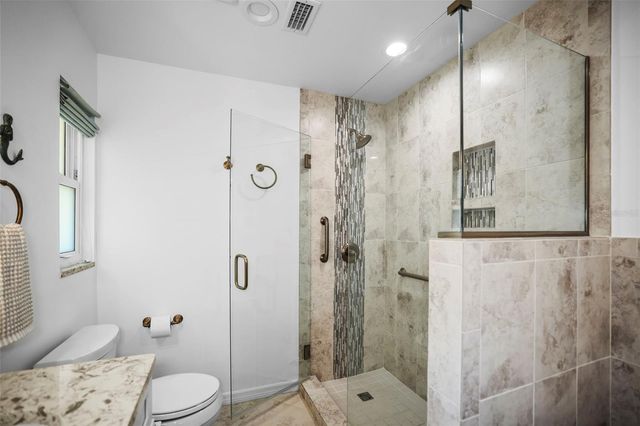 1600 PARK STREET N, St Petersburg, FL 33710