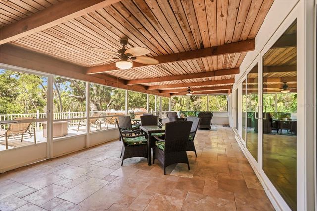 1600 PARK STREET N, St Petersburg, FL 33710