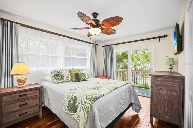 1600 PARK STREET N, St Petersburg, FL 33710