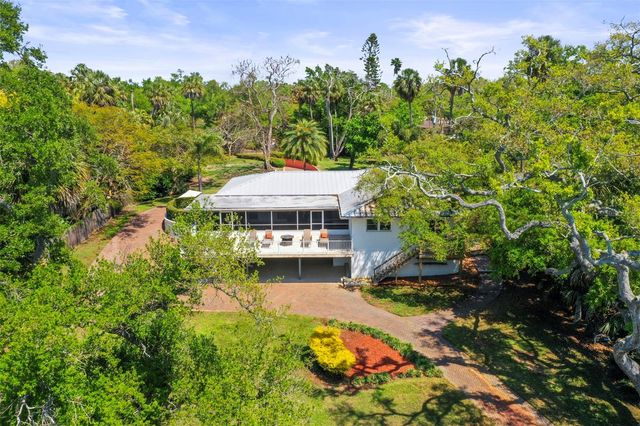 1600 PARK STREET N, St Petersburg, FL 33710