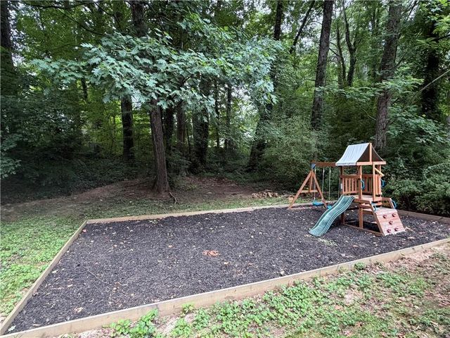 2503 Ridgecrest Drive NW, Kennesaw, GA 30152