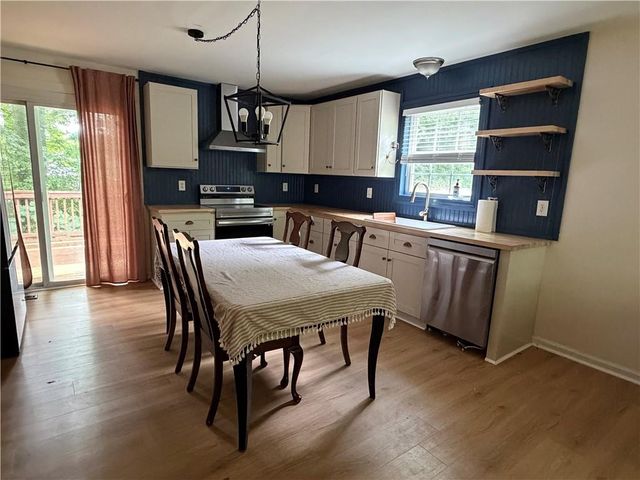 2503 Ridgecrest Drive NW, Kennesaw, GA 30152