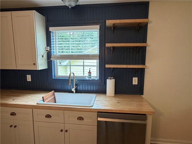2503 Ridgecrest Drive NW, Kennesaw, GA 30152