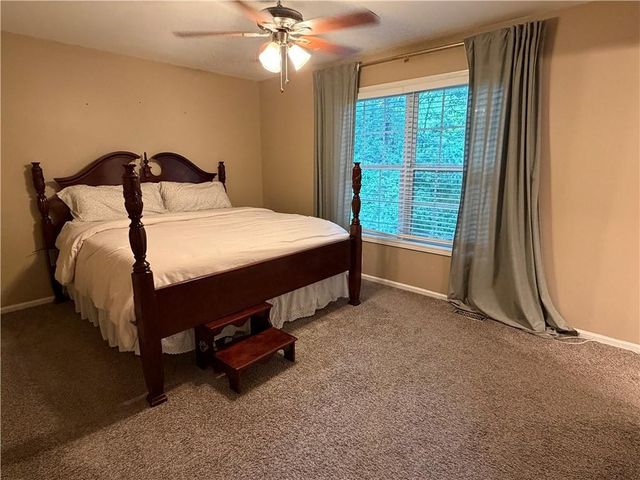 2503 Ridgecrest Drive NW, Kennesaw, GA 30152