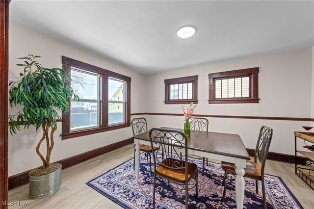 1624 May Place NE, Canton, OH 44705