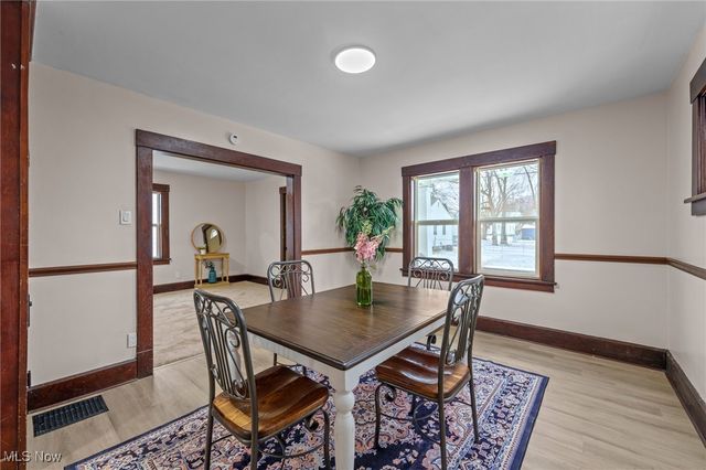 1624 May Place NE, Canton, OH 44705