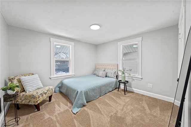 1624 May Place NE, Canton, OH 44705