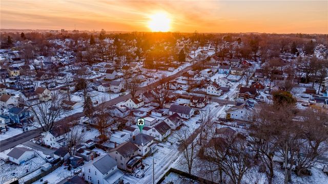 1624 May Place NE, Canton, OH 44705