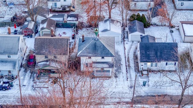 1624 May Place NE, Canton, OH 44705