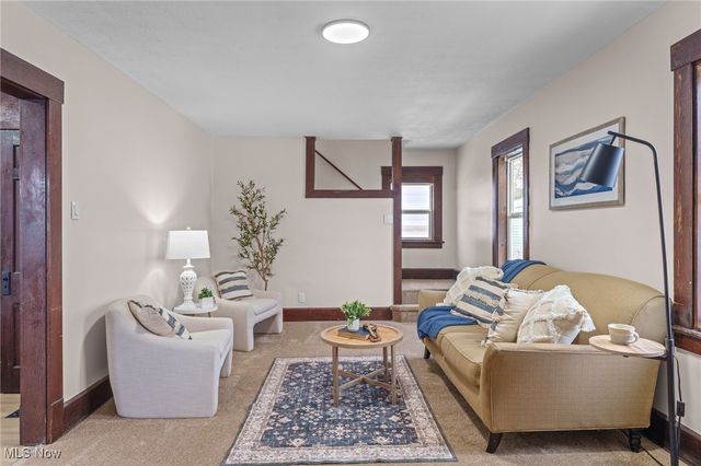 1624 May Place NE, Canton, OH 44705