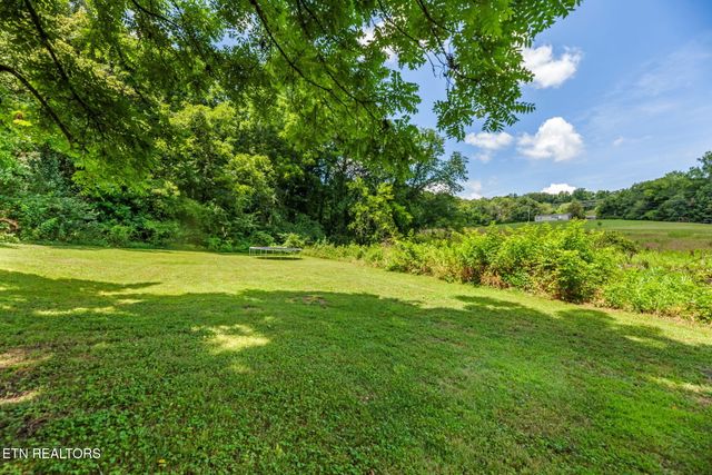 521 Old Poplar Springs Rd, Kingston, TN 37763