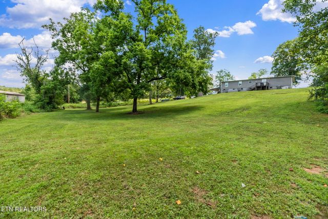 521 Old Poplar Springs Rd, Kingston, TN 37763