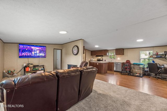 521 Old Poplar Springs Rd, Kingston, TN 37763