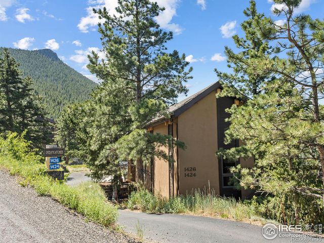 1426 St Moritz Trail, Estes Park, CO 80517