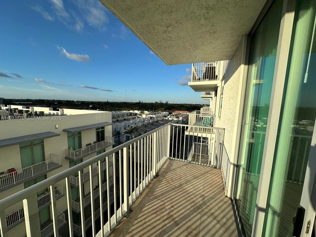 140 S Dixie Hwy 631, Hollywood, FL 33020