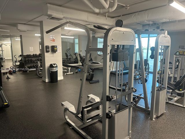 140 S Dixie Hwy 631, Hollywood, FL 33020