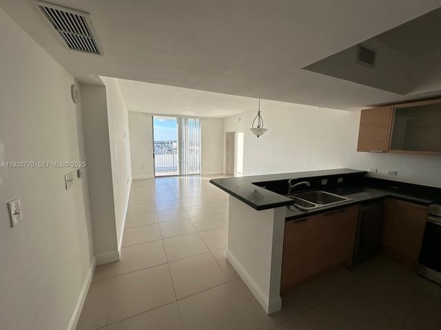 140 S Dixie Hwy 631, Hollywood, FL 33020