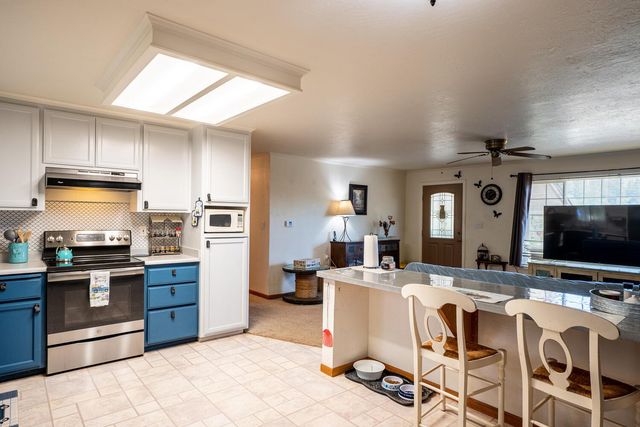 19805 Shake Ridge Rd, Volcano, CA 95689