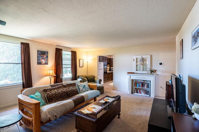 19805 Shake Ridge Rd, Volcano, CA 95689