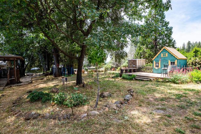 19805 Shake Ridge Rd, Volcano, CA 95689