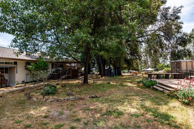 19805 Shake Ridge Rd, Volcano, CA 95689