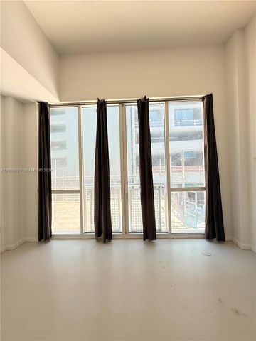244 Biscayne Boulevard 250, Miami, FL 33132