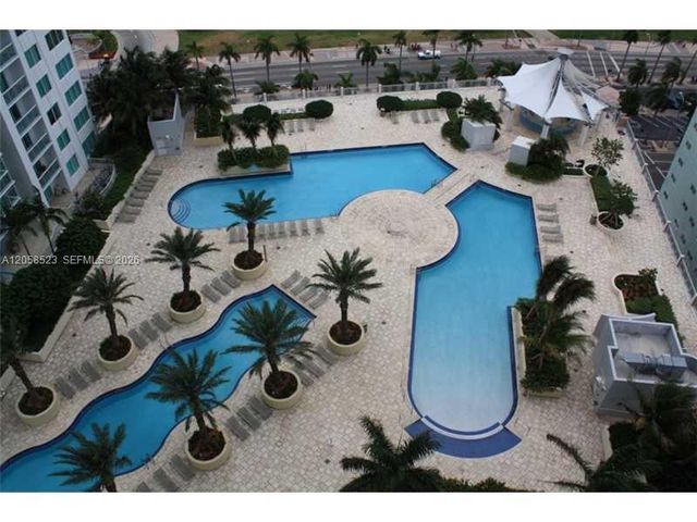 244 Biscayne Boulevard 250, Miami, FL 33132