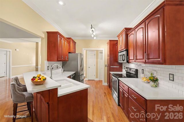 3563 Wandering Lane NE 33, Hickory, NC 28601