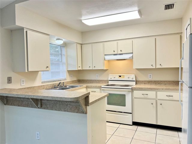 904 24TH STREET, Orlando, FL 32805