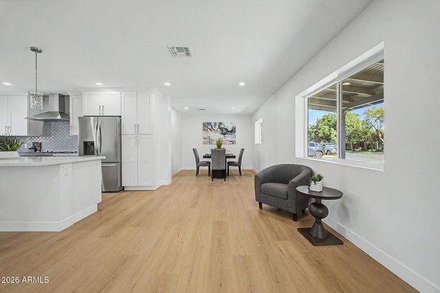 928 E GEORGIA Avenue, Phoenix, AZ 85014