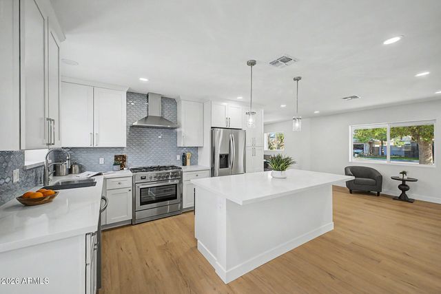 928 E GEORGIA Avenue, Phoenix, AZ 85014
