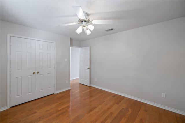 2402 Crockett Court, Grapevine, TX 76051