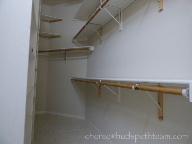 2402 Crockett Court, Grapevine, TX 76051