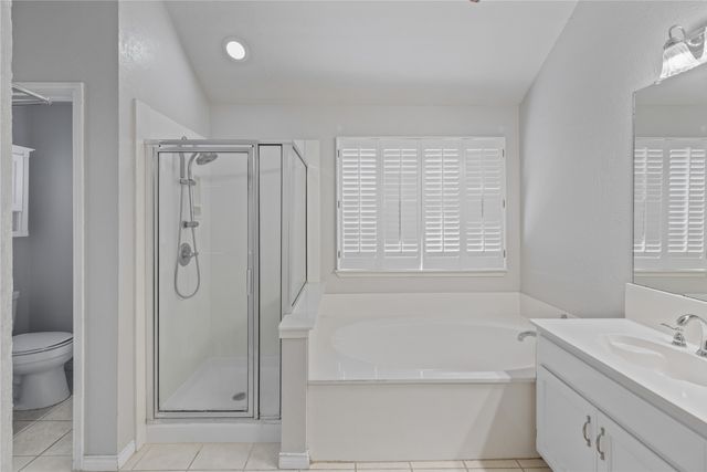 2402 Crockett Court, Grapevine, TX 76051