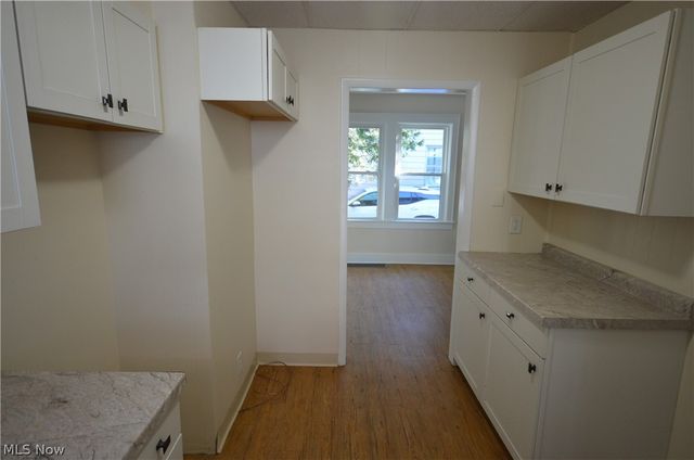 409 The Brooklands Avenue, Akron, OH 44305