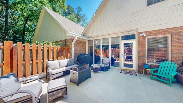 2 Parkplace Court, Dothan, AL 36301