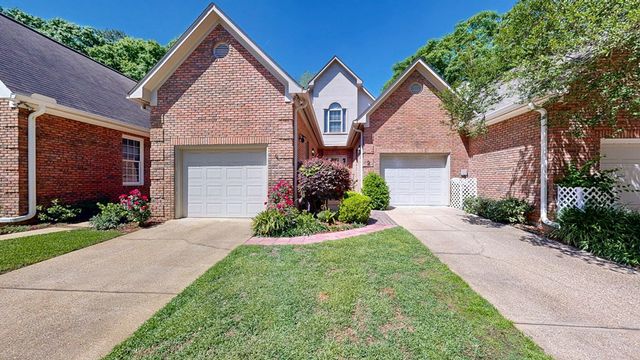 2 Parkplace Court, Dothan, AL 36301