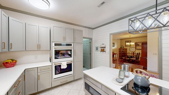2 Parkplace Court, Dothan, AL 36301