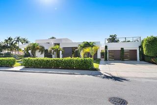 1801 N Lakeside Drive, Lake Worth Beach, FL 33460