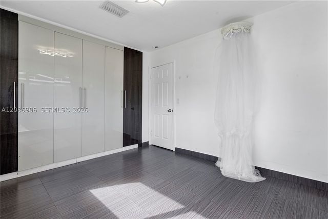 2505 NE 214th St, Aventura, FL 33180