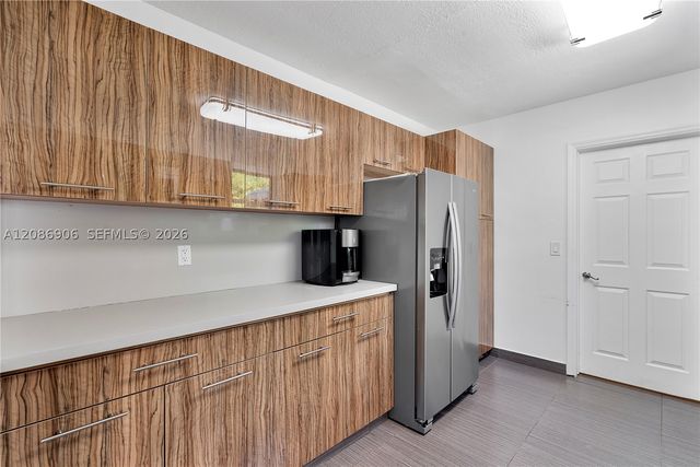 2505 NE 214th St, Aventura, FL 33180