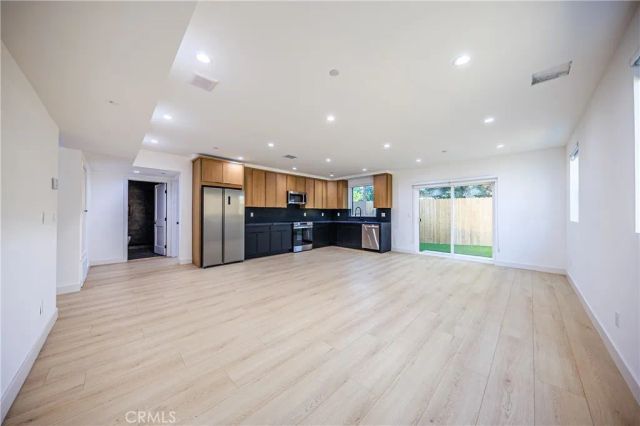 1021 Citrus Avenue 2, Los Angeles, CA 90019