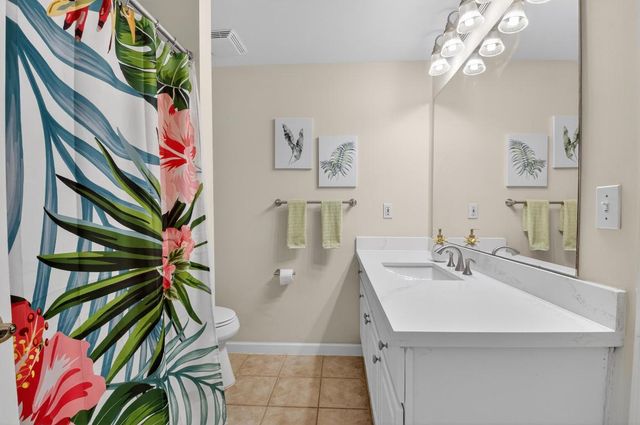 2022 Alta Meadows Lane 607, Delray Beach, FL 33444