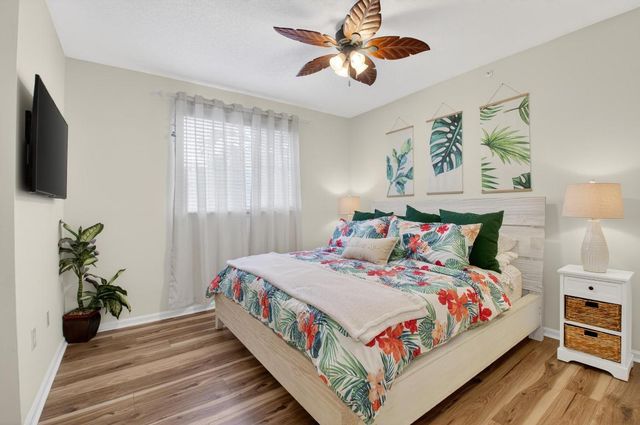 2022 Alta Meadows Lane 607, Delray Beach, FL 33444