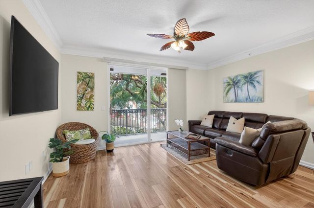 2022 Alta Meadows Lane 607, Delray Beach, FL 33444