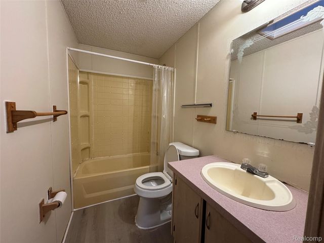 2700 Shimmons Road 161, Auburn Hills, MI 48326