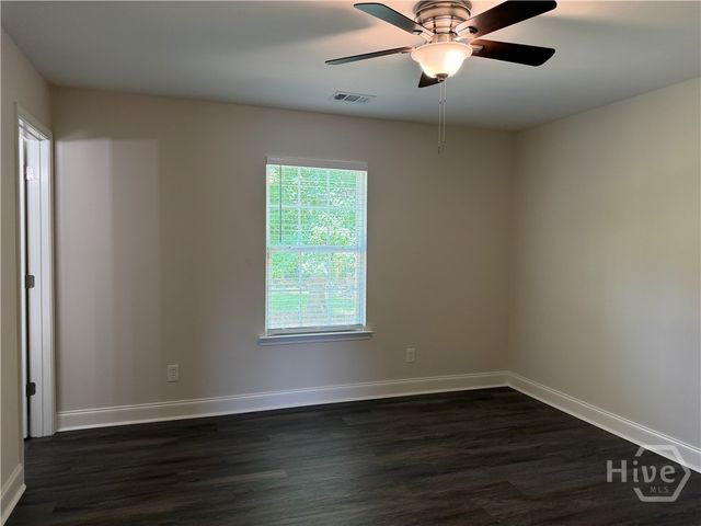 157 Blackwater Way, Springfield, GA 31329