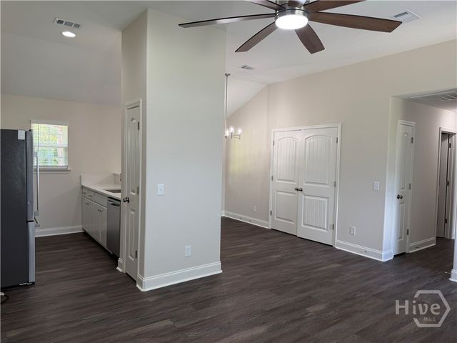 157 Blackwater Way, Springfield, GA 31329