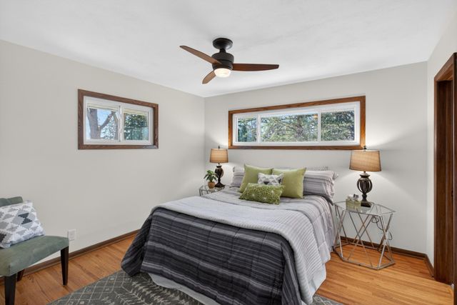 1973 Eldridge Avenue W, Roseville, MN 55113