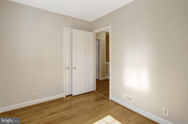 3420 S WAKEFIELD ST S, Arlington, VA 22206